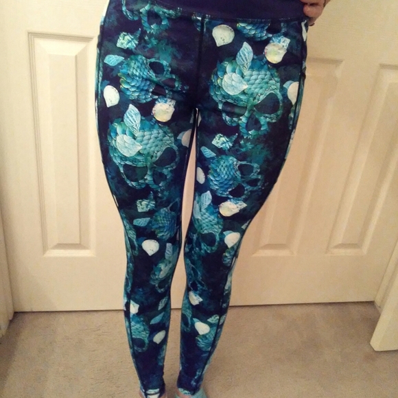 Cvg Mermaid Skull Workout Pants 